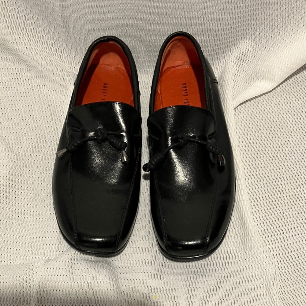 Elegant Black Leather Loafers for Men